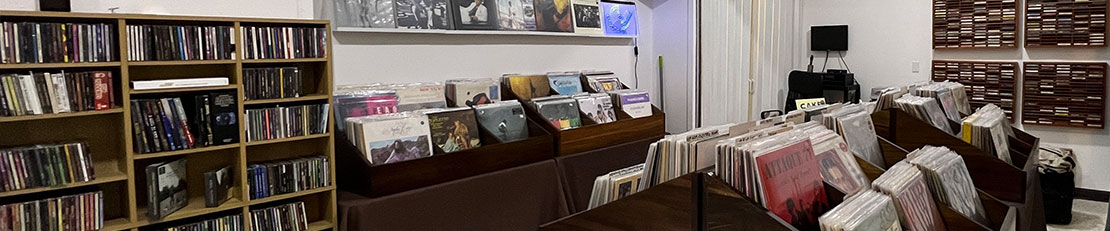 Panorama of the interior of the record store in Costa Rica
