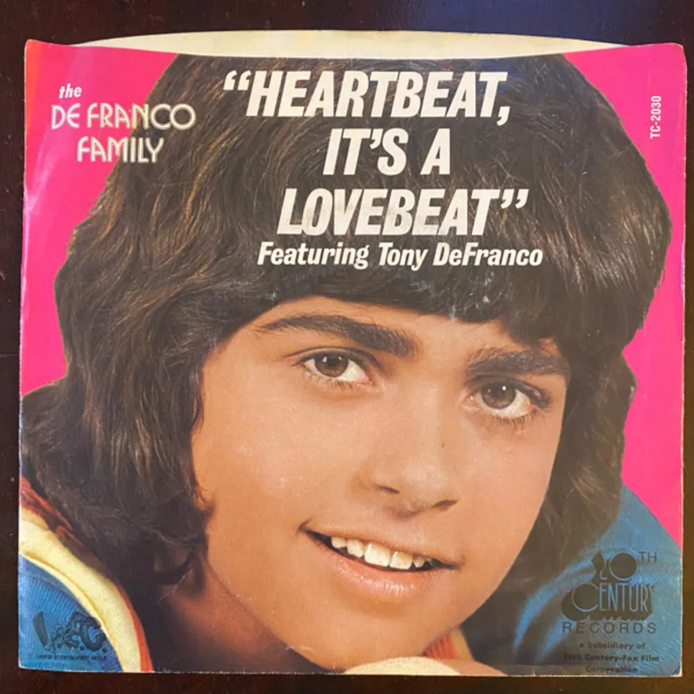 The DeFranco Family Featuring Tony DeFranco - Heartbeat, It's A Lovebeat